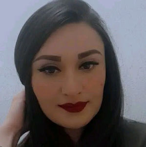 Meet your Posher, Yvette